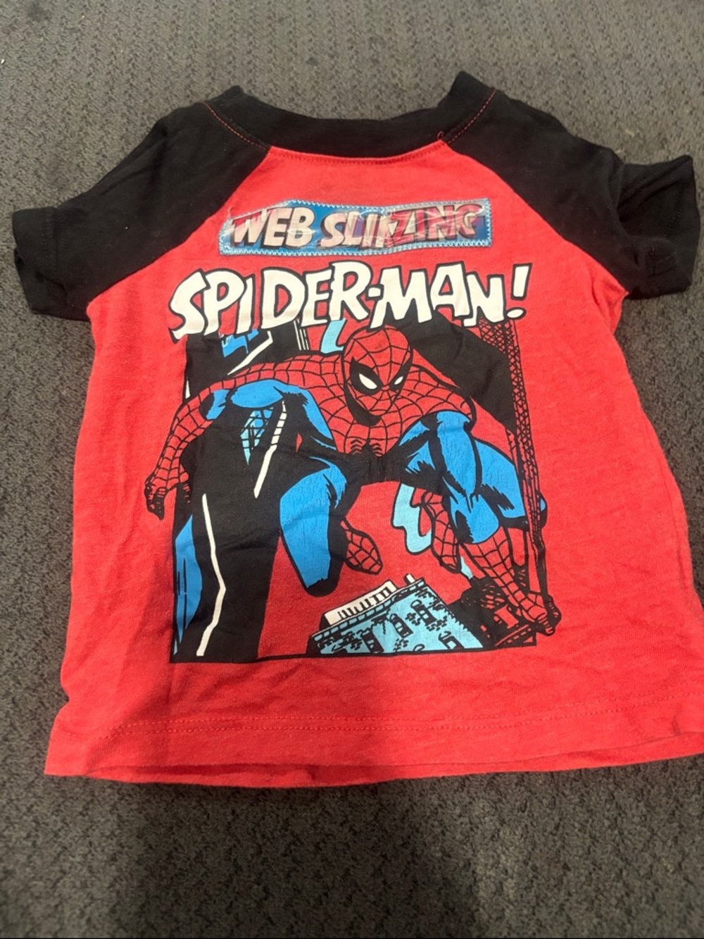 🟢10/$10 - Spider-Man "Web Slinger" Red & Black Raglan Tee